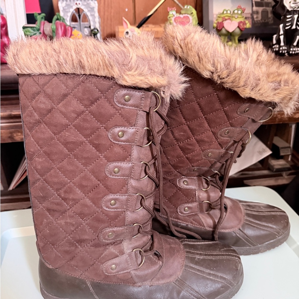 Brown Quilted Fur-Lined Women's Boots